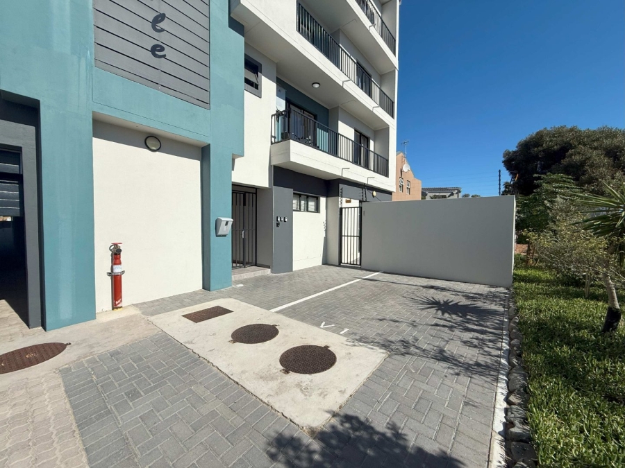 2 Bedroom Property for Sale in Table View Western Cape